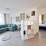Mirvana Azur Skyview