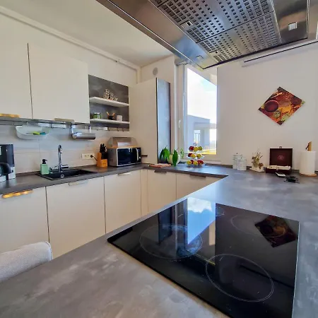 Apartman Mirvana Azur Skyview