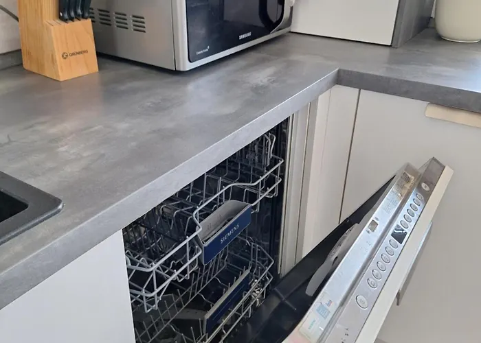 Mirvana Azur Skyview *