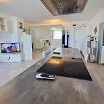Mirvana Azur Skyview Apartment Timişoara